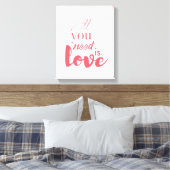 赤、都市グラフィックデザイン「必要なのは愛」 キャンバスプリント (インサイチュ (寝室))