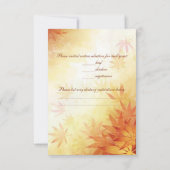 赤、金ゴールド、茶色の秋の葉RSVP 出欠カード (裏面)