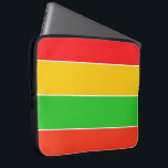 赤、黄、およびライムグリーンのストライプ ラップトップスリーブ<br><div class="desc">赤、黄ストライプの色パターン（の模様が）ある、ライムグリーンを特徴とする明るく明るいネオプレンラップトップスリーブ。パーソナライズする文字またはイニシャルを追加できる。著者： https://www.zazzle.com/store/celestesheffey</div>