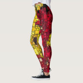 赤、黄、および金ゴールドの色合いのミニボックス レギンス (左)