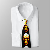 赤・黄・黒スカルポップ・アートのネクタイ ネクタイ (タイ)