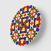 赤、黄、黒、青、緑の幾何学模様 ラウンド壁時計 (傾斜)