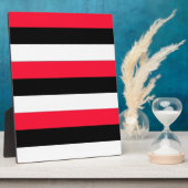 赤、黒、白のストライプ フォトプラーク (側面)