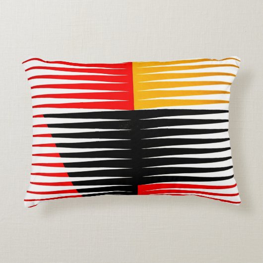 赤、黒、黄のアートワーク アクセントクッション (正面)