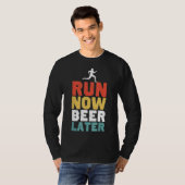 走おもしろいBeer Laterデザイン Tシャツ (正面フル)
