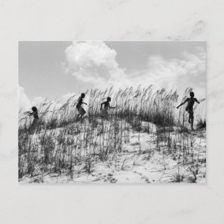 走の怖いポストカード ポストカード