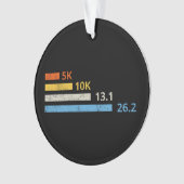走の距離I - 5K 10K 13.1 26.2マラソン選手 オーナメント (正面)