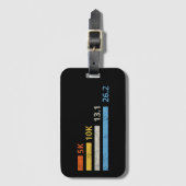 走の距離I - 5K 10K 13.1 26.2マラソン選手 ラゲッジタグ (正面縦)