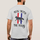 走キツネTシャツと Tシャツ (裏面)