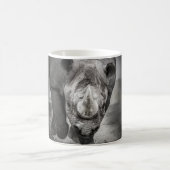 走サイ:野生動物ポートレート。 コーヒーマグカップ (中央)
