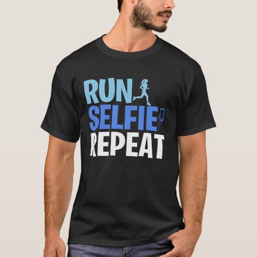 走セルフィーおもしろいリピ走ーのミーム Tシャツ (正面)