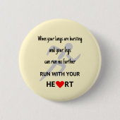 走ハート 缶バッジ (正面)