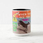 走聖なる書物、 経典 マグカップ (中央)