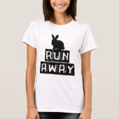 走遠くにおもしろい中世ファンタジーデザイン Tシャツ (正面)