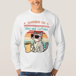 走Vibes & Caffeine - Catクールレトロ Tシャツ