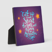 起きて夢を見後を追始める フォトプラーク (正面)