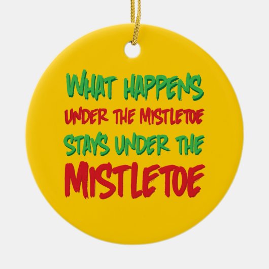 起こる何がヤドリギの休日のオーナメントの下で セラミックオーナメント (正面)