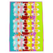 超大型ハグデザインピンク黄色の白いグラフィック ミディアムペーパーバッグ (裏面)