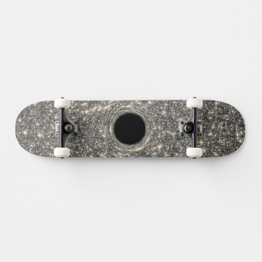 超巨大ブラックホールは銀河系の真ん中にある。 スケートボード (横)