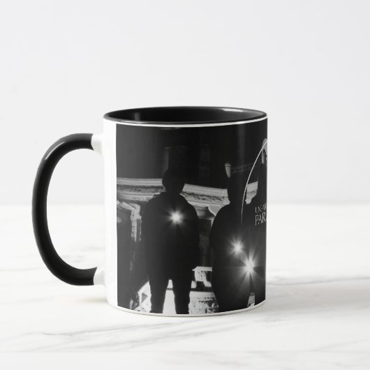 超常的な公式マグ  マグカップ (左)