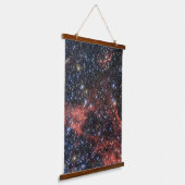 超新星爆発の星の生存者を探す 吊り下げ型タペストリー (傾斜あり)