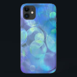超現実フラクタル抽象デザイン iPhone 11 ケース<br><div class="desc">エーテルカッコいい的なエネルギーのフラクタル。氷の青、柔らかいミントの緑と紫の様々な色合いの色で色々カッコいいなバウンドの円、泡や渦巻きが多い。渦巻く混色で構成されたこの超現実的な抽象デザインは、色と動白熱［赤熱］光を放つきのソフトなミックスを作成する。</div>