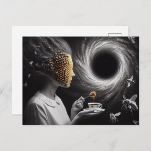 超現実的なハニカムの頭をした女性とミツバチ ポストカード (正面/裏面)