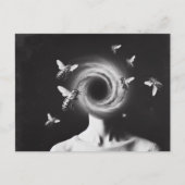 超現実的な女性とミツバチ ポストカード (正面)