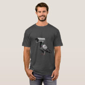 超現実的な監視カメラハト Tシャツ (正面フル)