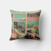 超現実的な砂漠の海とドア クッション (裏面)