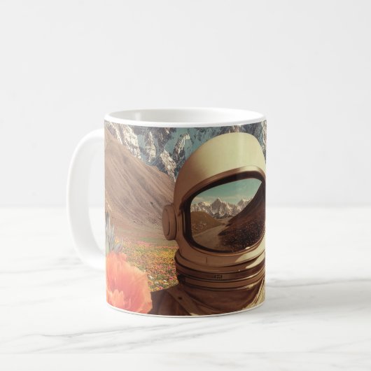 超現実的な花畑の宇宙飛行士 コーヒーマグカップ (正面左)