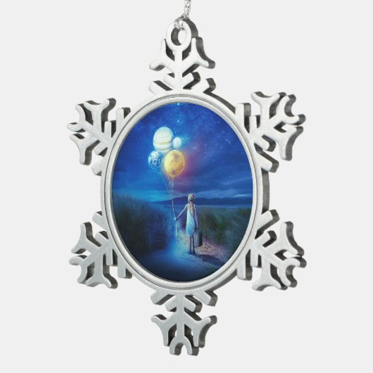 超現実的離れ小さな女の子の別世界の故郷 スノーフレークピューターオーナメント (右)