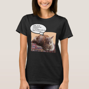 超越瞑想をするトルコ猫 Tシャツ