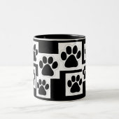 足のプリントのマグ ツートーンマグカップ (中央)