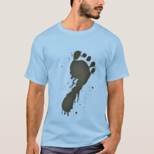足のプリント Tシャツ