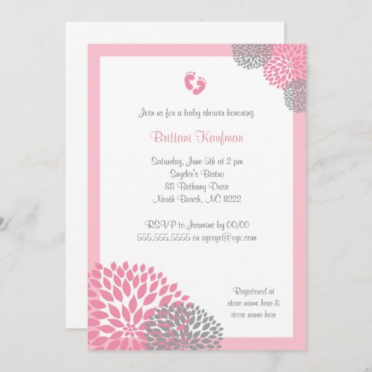 足を搭載するピンクおよび灰色のダリアのベビーシャワーの招待 招待状 (正面/裏面)