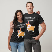 足元から襲うコーギー デスドッグ Tシャツ (ユニセックス)