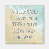 足指の間の砂は遠くにビーチ引用文 マグネット (正面)
