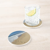 足跡オンビーチ、マビビ、トンガランド コースター (側面)