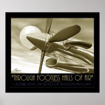 足音のないホールを通って