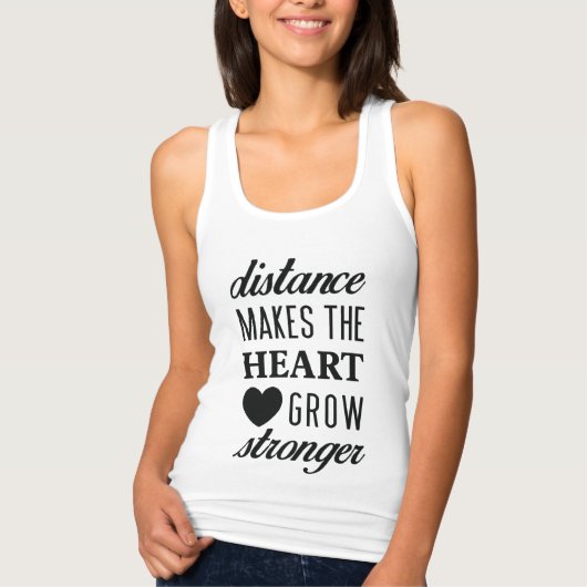 距離によってハートが強く成長 タンクトップ (正面)