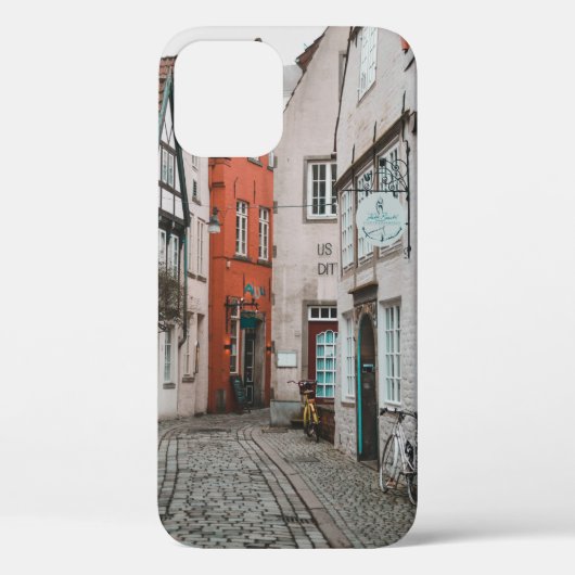 路傍に駐車された白い市の自転車 Case-Mate iPhoneケース (裏面)