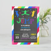 跳ね上がりの家のトランポリンの誕生日の招待状を跳んで下さい 招待状 (スタンド正面)