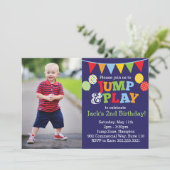 跳んで下さい及び遊んで下さい気球の写真の招待状(濃紺)を 招待状 (スタンド正面)