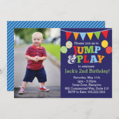 跳んで下さい及び遊んで下さい気球の写真の招待状(濃紺)を 招待状 (正面/裏面)