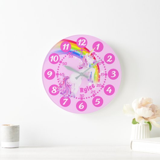 跳躍のユニコーンの虹の紫色のピンクの芸術は時計をからかいます ラージ壁時計 (ホーム)
