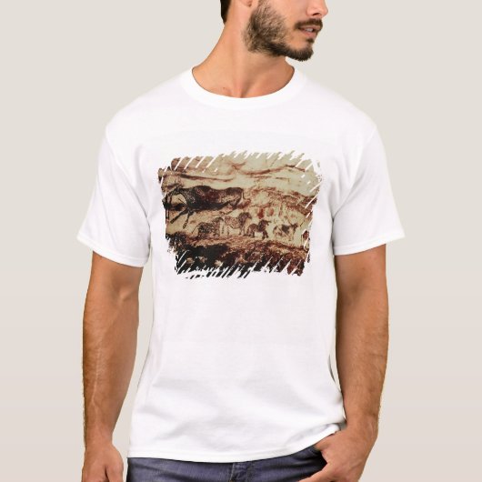 跳躍牛の石の絵画 Tシャツ (正面)