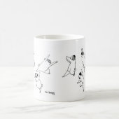 踊りのパグ コーヒーマグカップ (中央)