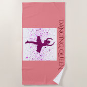 踊りクイーンガールのビーチタオル。 ビーチタオル (正面)