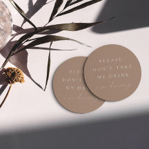 踊りシンプルのTaupe飲み物を飲まない